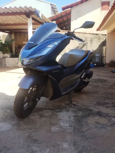 Linda PCX única dona
