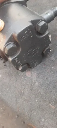 Bomba Hidráulica Dupla e Comandos