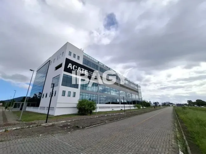 Oportunidade! Salas/Conjuntos em Cachoeira do Bom Jesus - Florianópolis