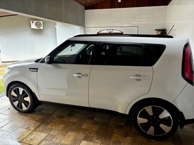 Kia Motors Soul 1.6/ 1.6 16V Flex Aut. 2015