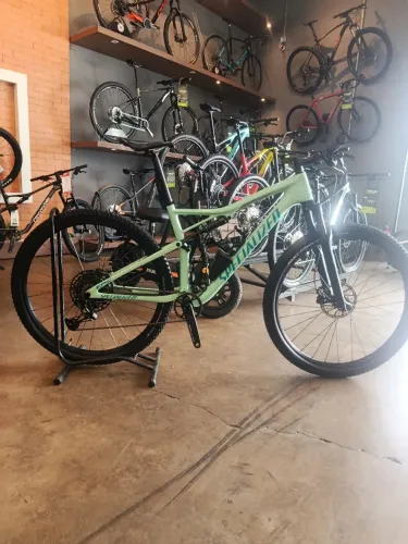 Bicicleta Specialized Epic Carbono 