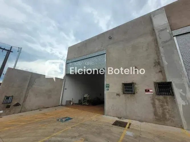 Galpão para aluguel, 2 vagas, MARTA HELENA - Uberlândia/MG