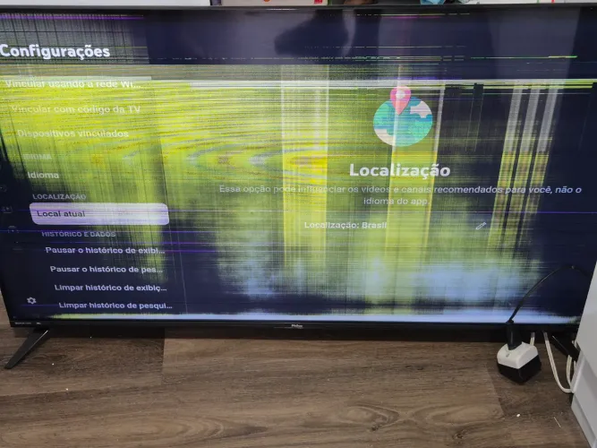 Smart Tv Led Philco de 50" com manchas na tela Sistema Roku