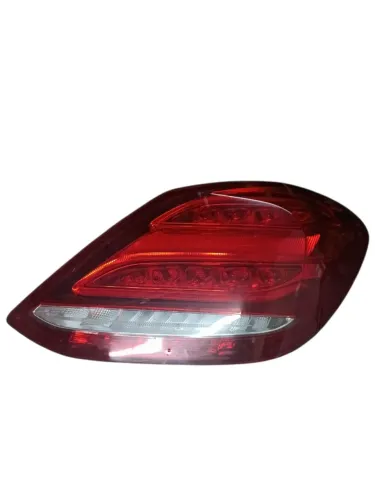 Lanterna direito Mercedes C180 C200 C250 2016rec 2015 a 2018