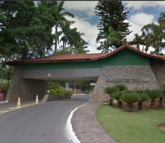 Jazigo novo no Cemitério Parque da Colina