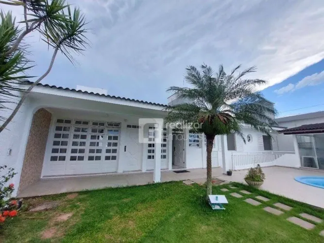 Casa com 4 dormitórios à venda por R$ 2.500.000,00 - Coqueiros - Florianópolis/SC