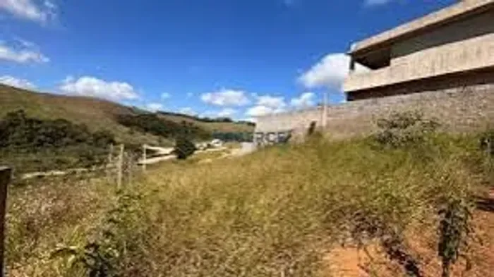 Vendo ária de 780 metros quadrados em compolar região de bom Jesus do Amparo 