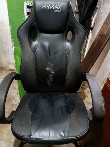Cadeira game leia anuncio