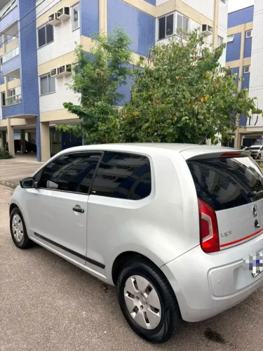 Volkswagen Up! Take 1.0 T. Flex 12V 3P 2015