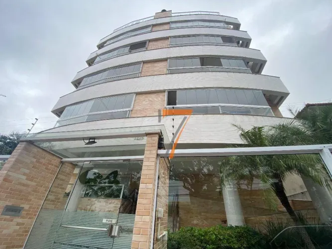 Cobertura Duplex com 3 dormitórios à venda, 252 m² por R$ 1.900.000 - Canto - Florianópoli