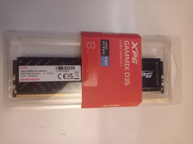 Memória ram 8g ddr4, lacrada 