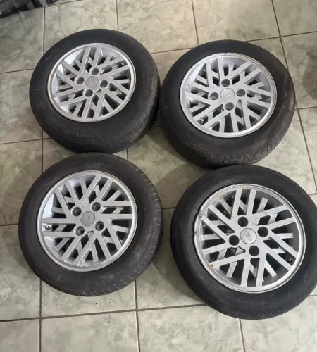 Jogo de rodas original Ford escort Xr3 aro 14