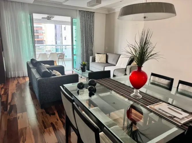 Apartamento Mobiliado de Alto Padrão na Aclimação - 3 Suítes!