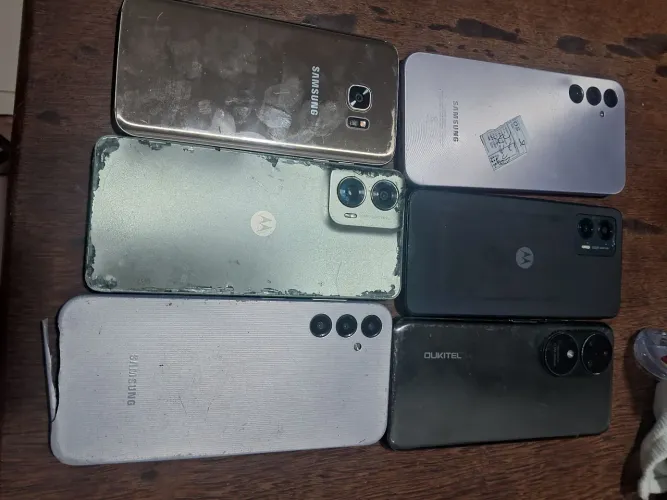 Lote de Celulares pra tirar peças Nao funciona