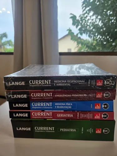 Livros Medicina Current Lange (Pediatria, Geriatria, Emergências) - Novos