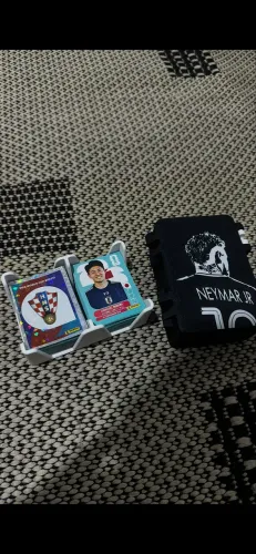 Caixa para guardar suas figurinhas da copa do mundo!