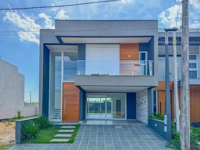 Casa em Condomínio à venda em Cachoeirinha - Central Park - 170m² REF: 4866