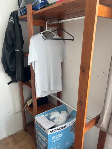 Guarda Roupas Arara 