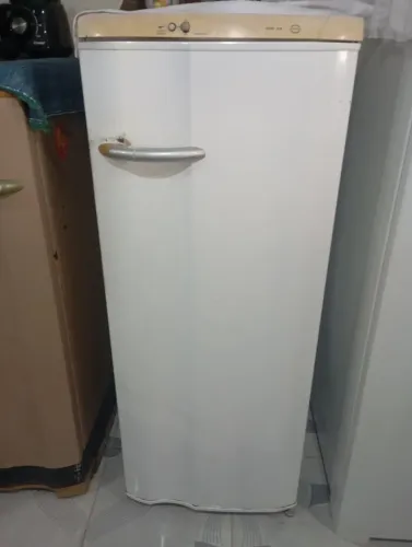 Geladeira Eletrolux usada