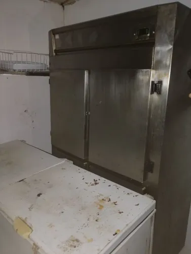 Vendo mini câmera fria