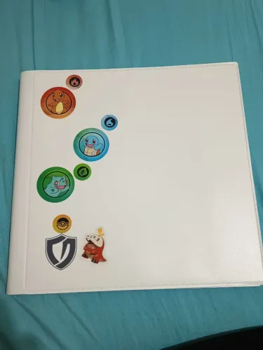 Fichário/Blinder Central Pokémon 12 bolsos (branco)
