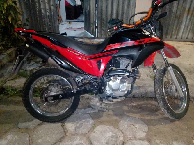 Vendo ...moto Broz !!!