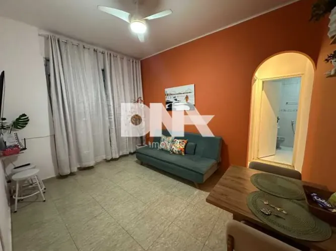 Apartamento : / Residencial / Leme