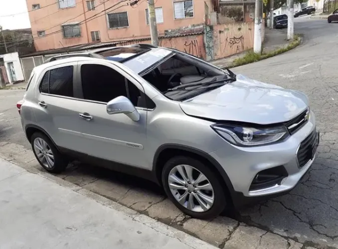 Peças Tracker 1.4 2018 Porta Farol Capo Motor Câmbio Lanterna Parachoque Airbag Radiador