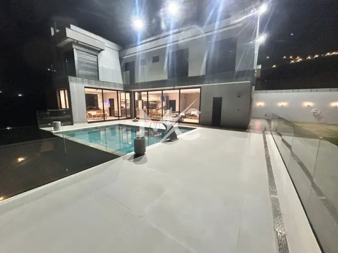 CASA RESIDENCIAL em IGARATÁ - SP, --------