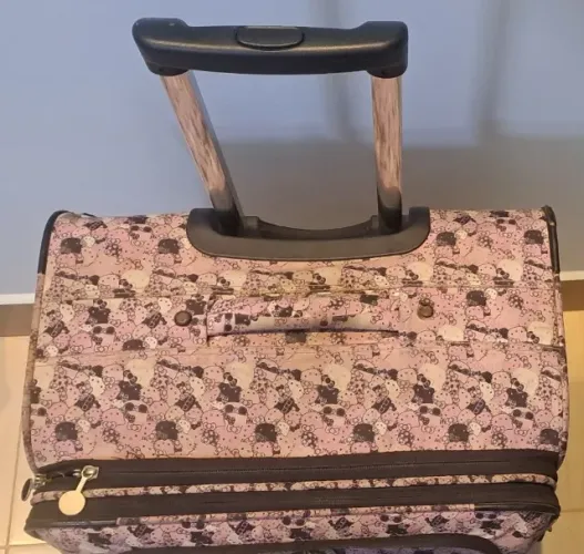 Mala de Viagem Hello Kitty Rosa Tamanho G (32 Kg)