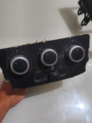 Painel de comando do ar condicionado gol g5