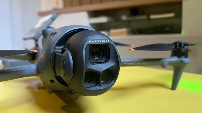 DJI Mavic 4 Pro Creator Combo | Estado de Novo | Poucos Ciclos