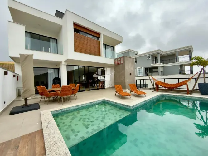 Casa com 4 quartos para venda no condominio Estrela Alta em Juiz de Fora, MG