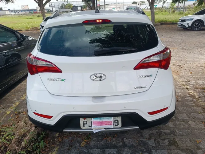 Hyundai HB20X Premium 1.6 Flex 16V Aut. 2015