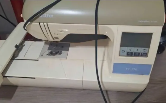 Maquina de bordar