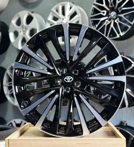 Rodas Corolla Cross aro 20 5x100 - R$ 5.290,00