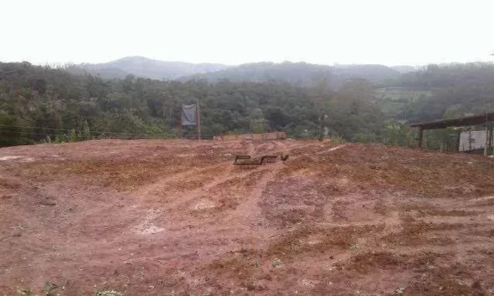 Área para Chácara em Rio Grande da Serra