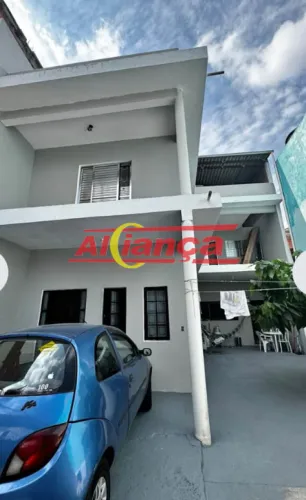 Linda Casa de 3 quartos Reformada no Taboão!