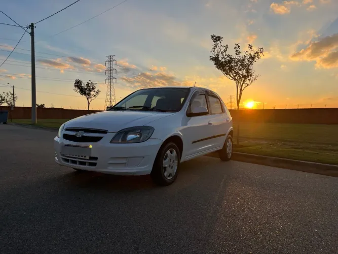 Chevrolet Celta Spirit/ LT 1.0 MPFI 8V Flexp. 5P 2014