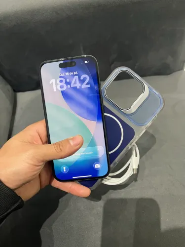 iPhone 16