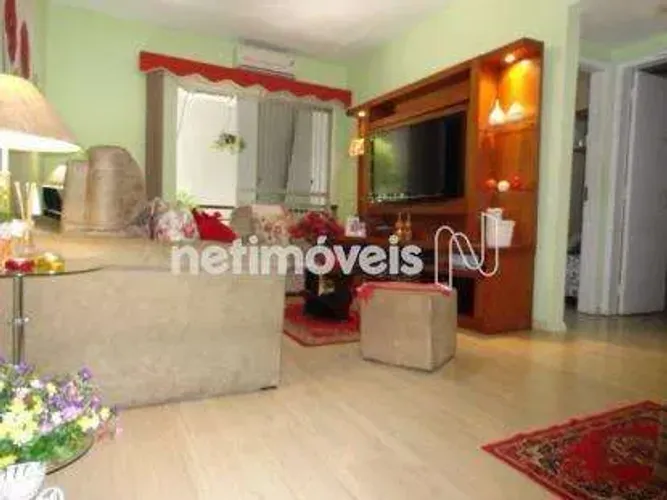 Apartamento à venda no Cocotá!