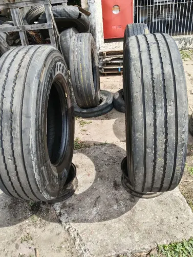 Par de Pneus Firestone