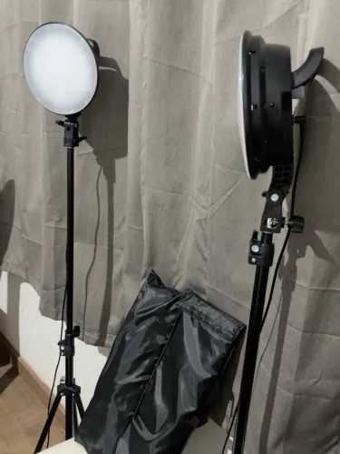KIT 2 SOFTBOX LED TOMATE MLG-065 + TRIPÉS ?