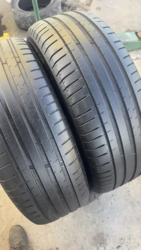 Pneus 225/60/18 semi novos
