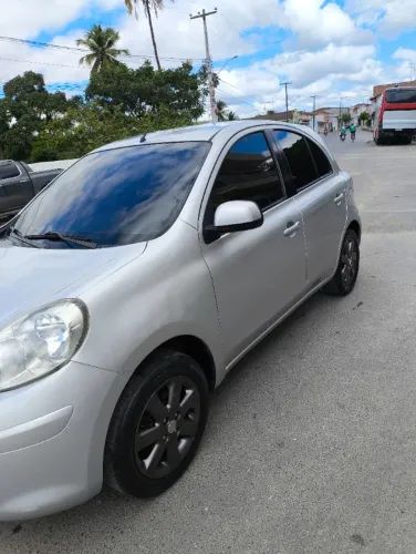 Nissan March S 1.0 16V Flex Fuel 5P 2014
