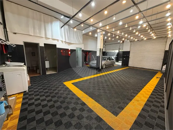 Salão Comercial para locação em Jardim guanca - SP