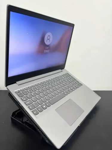 ? Notebook Lenovo IdeaPad S145 | Celeron N4000 | 8GB | SSD 128GB | Tela 15.6