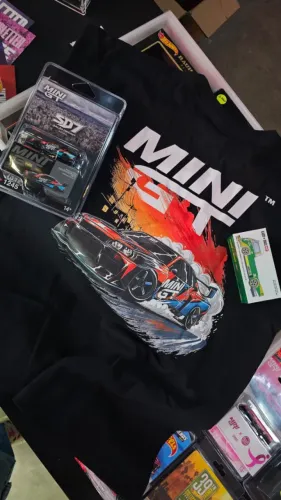 Camiseta MiniGT Salão Diecast 7 - Exclusiva - Tamanho G