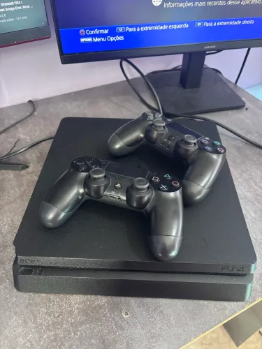 Ps4 Slim - 2 controles - Faço envio OLX!