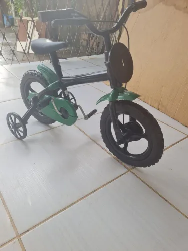 Bicicleta aro 12 masculino nova